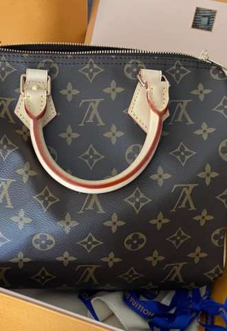 https://www.vipluxury.sk/LV Speedy 25