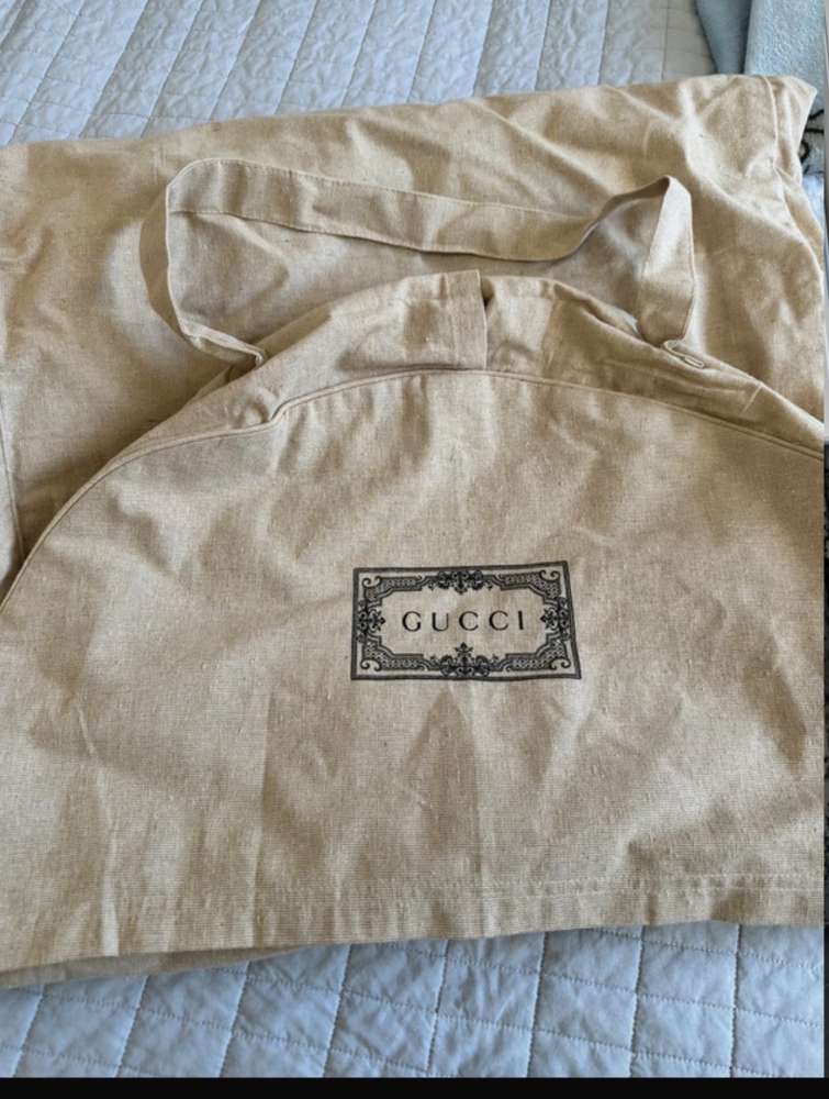 Gucci šaty