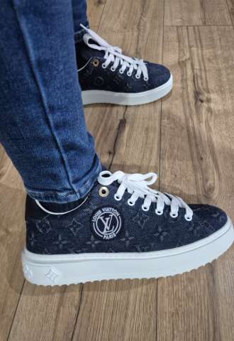 https://www.vipluxury.sk/Nové Louis Vuitton Time out Jeans 40