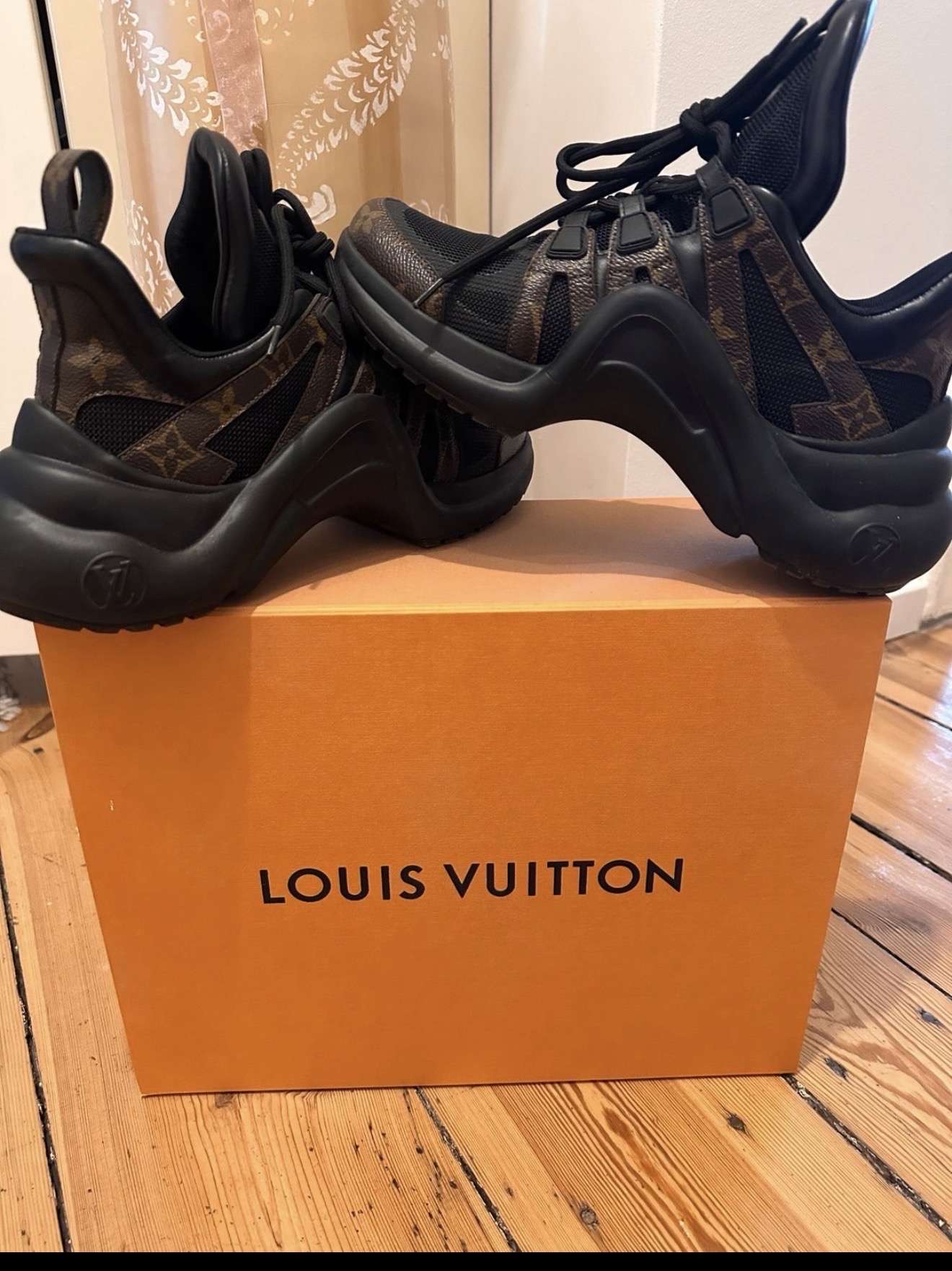 Louis vuitton archlight