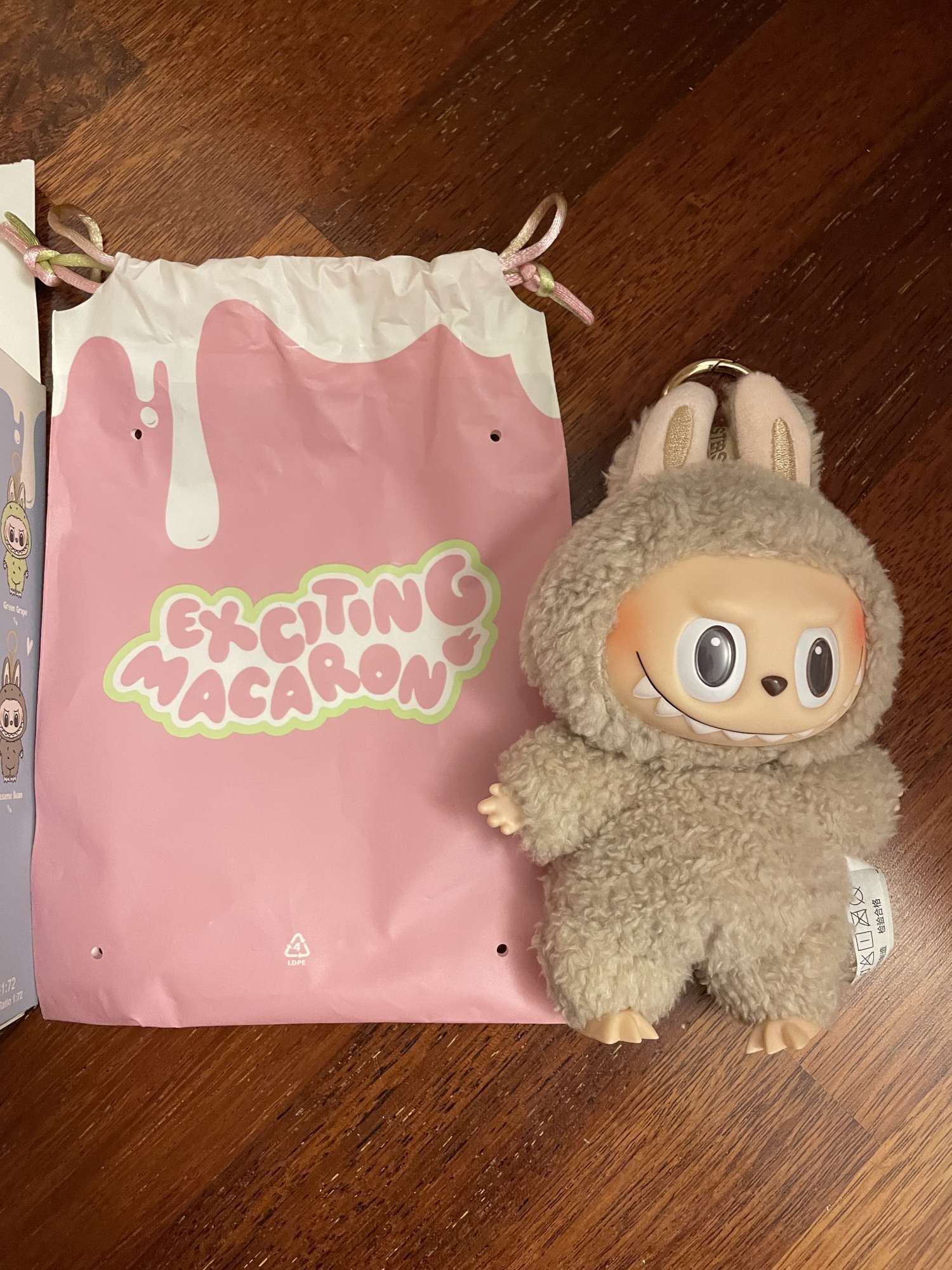Labubu Macaron