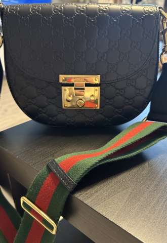 https://www.vipluxury.sk/Gucci kabelka