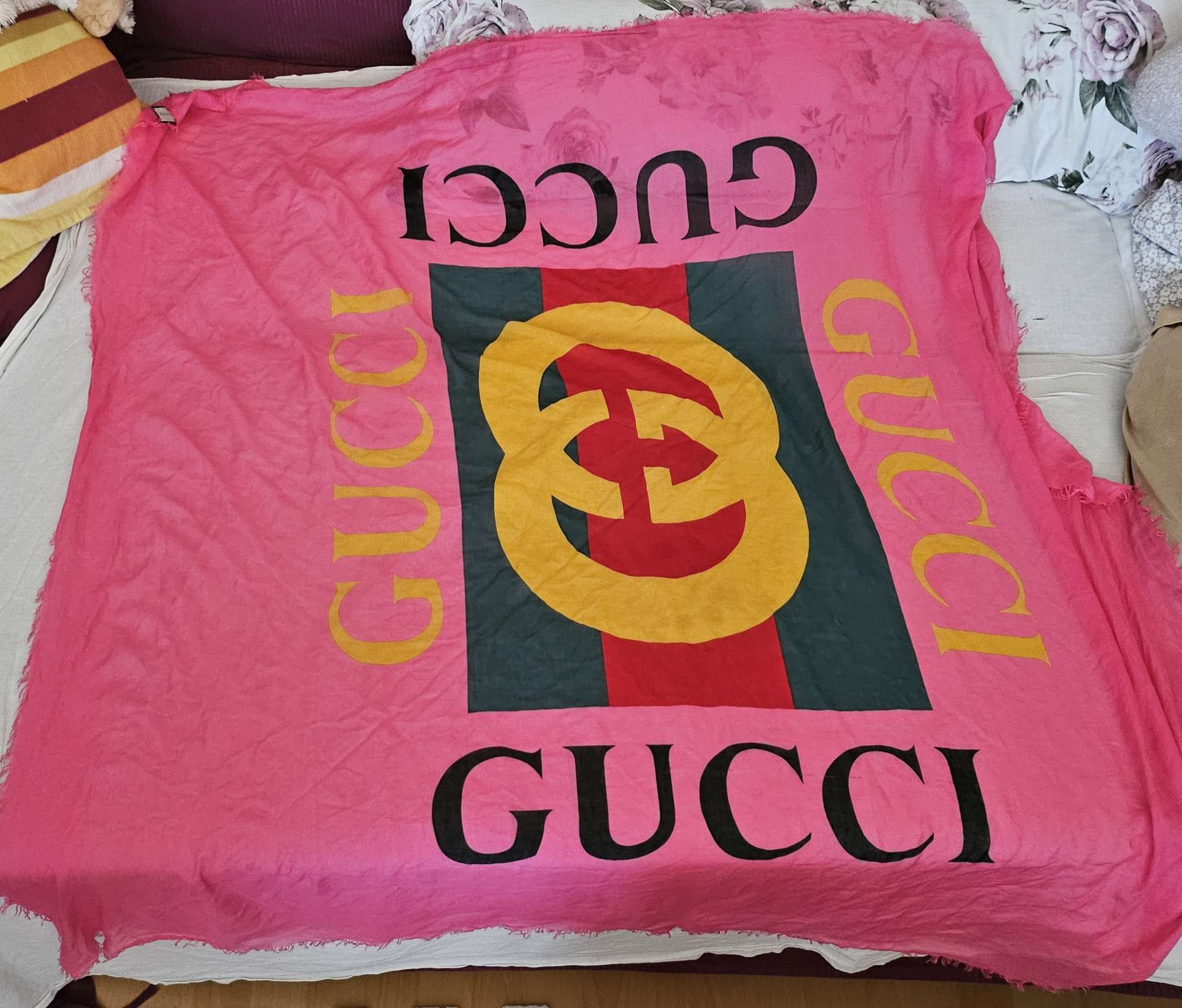 GUCCI šatka