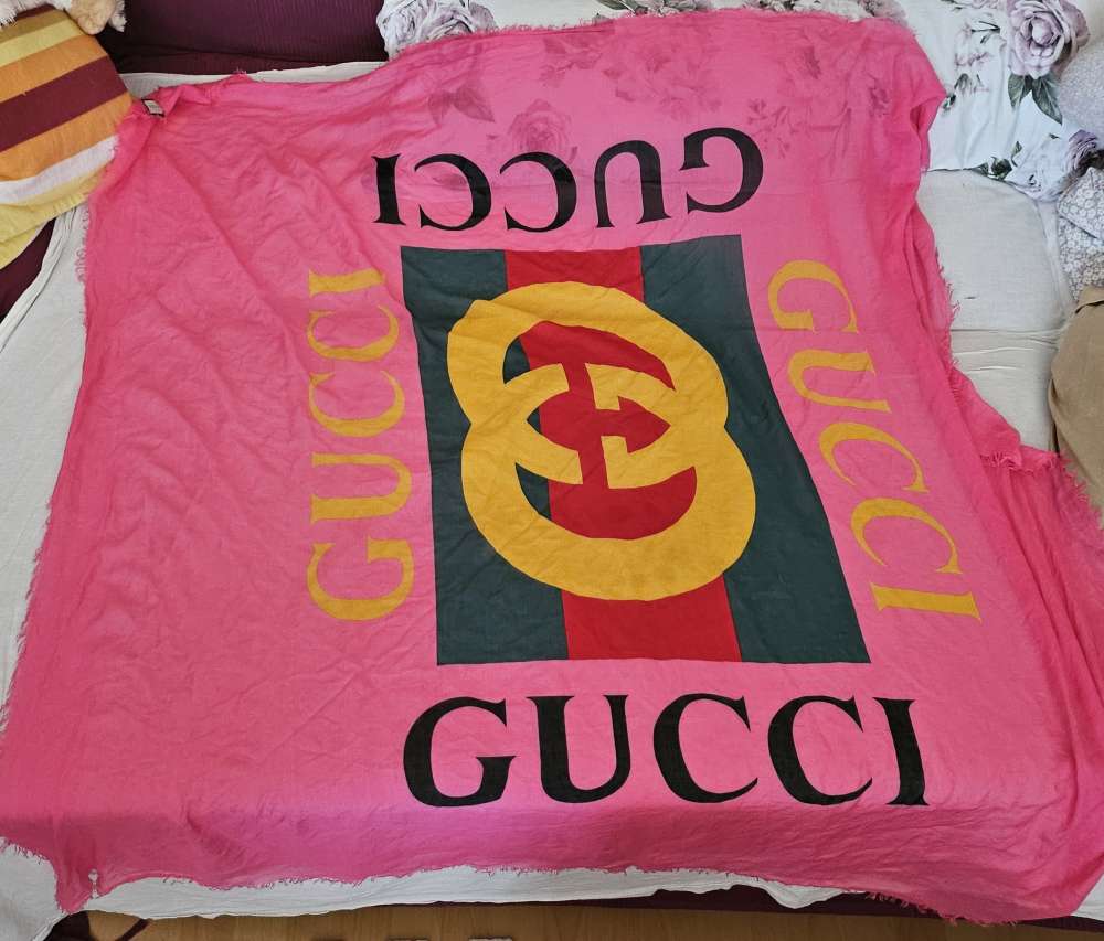 GUCCI šatka