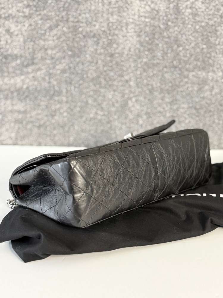 Chanel Reissue 227
