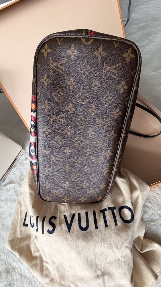 Louis vuitton neverfull kabuki