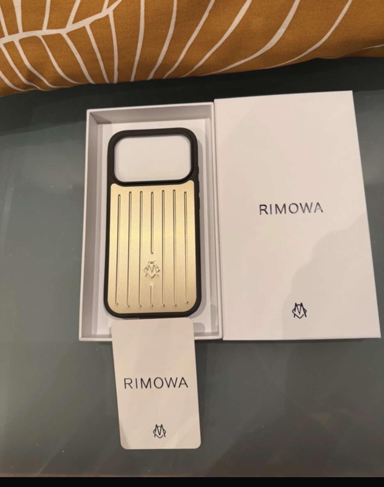 Rimowa 17pro obal