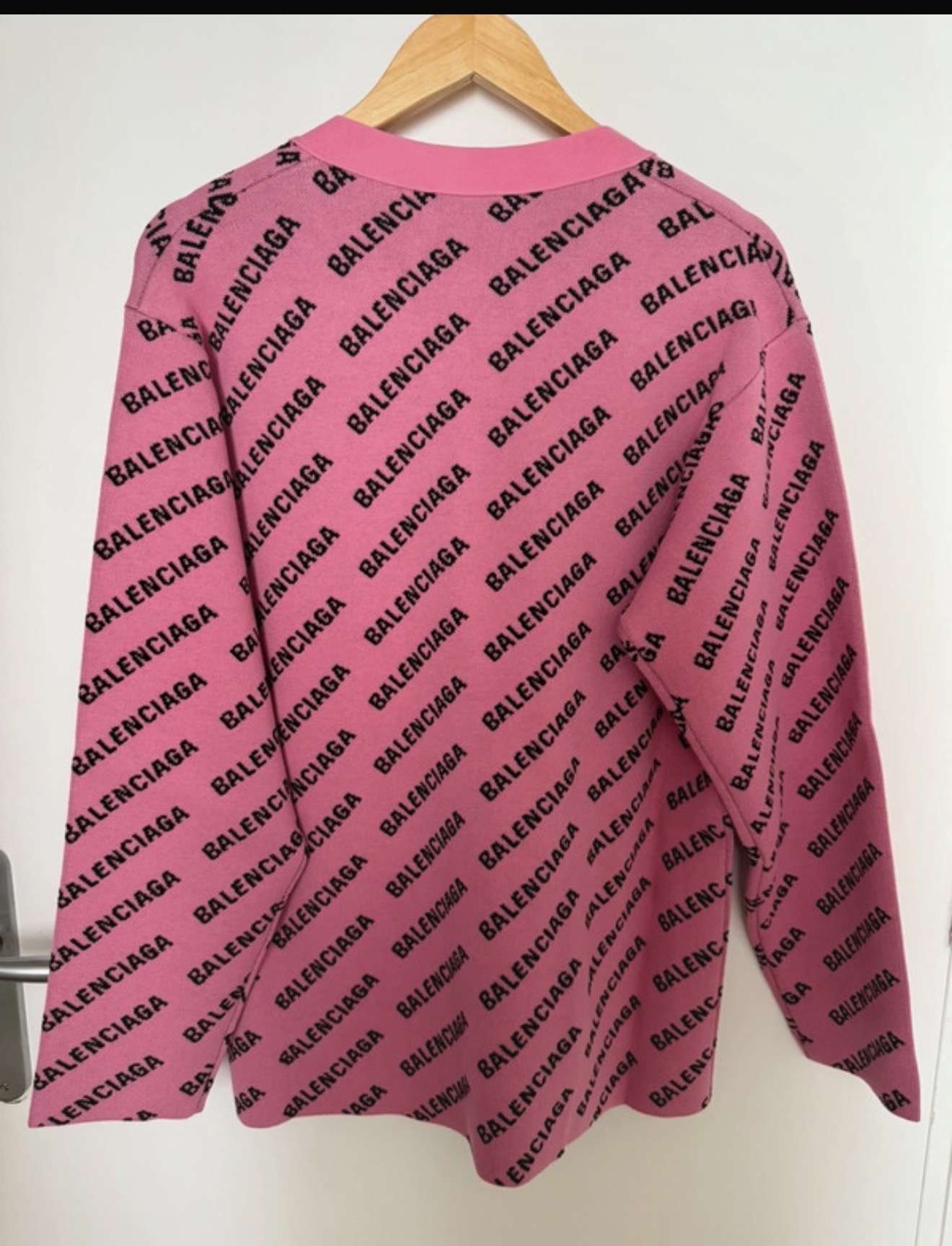 Balenciaga sveter
