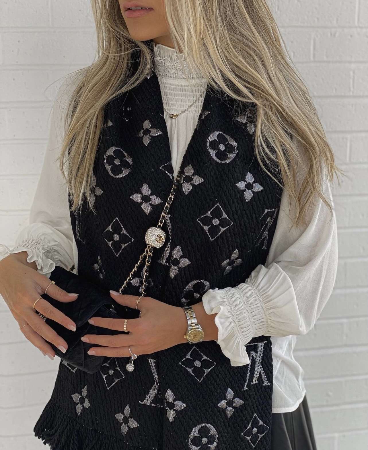 LOUIS VUITTON ČIERNY ŠÁL