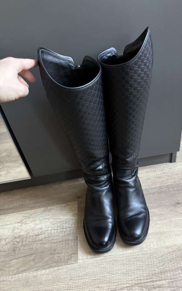 Krásne kožené čižmy Gucci