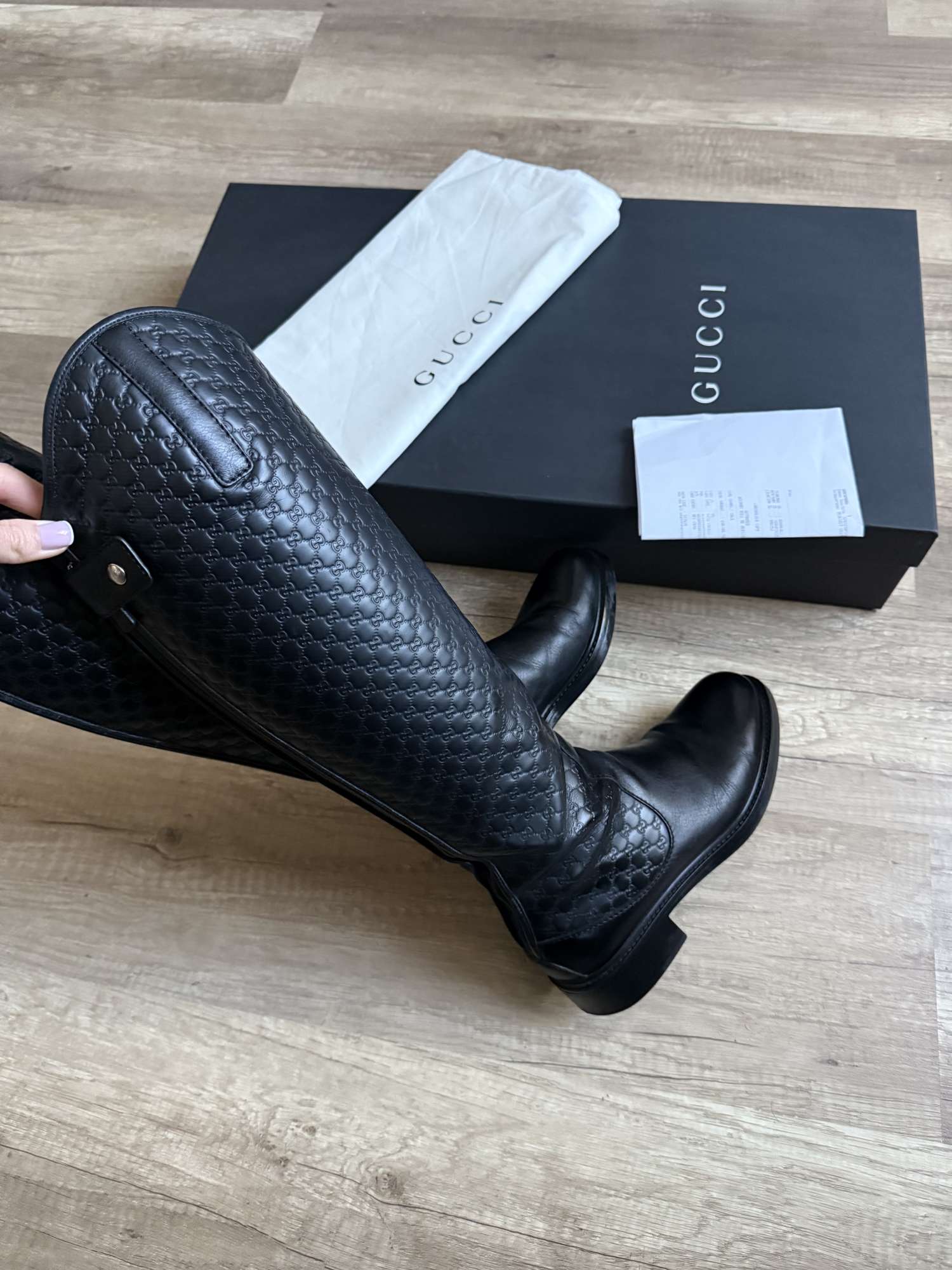 Krásne kožené čižmy Gucci