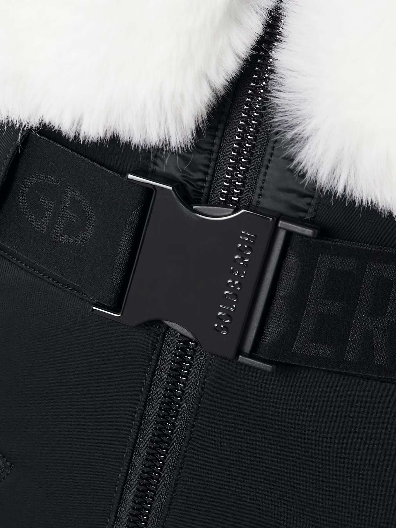 Goldbergh luxusny overal