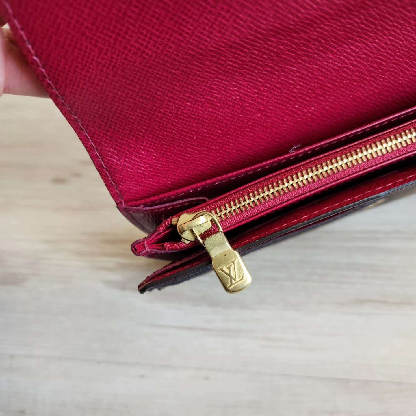 Louis Vuitton Sarah