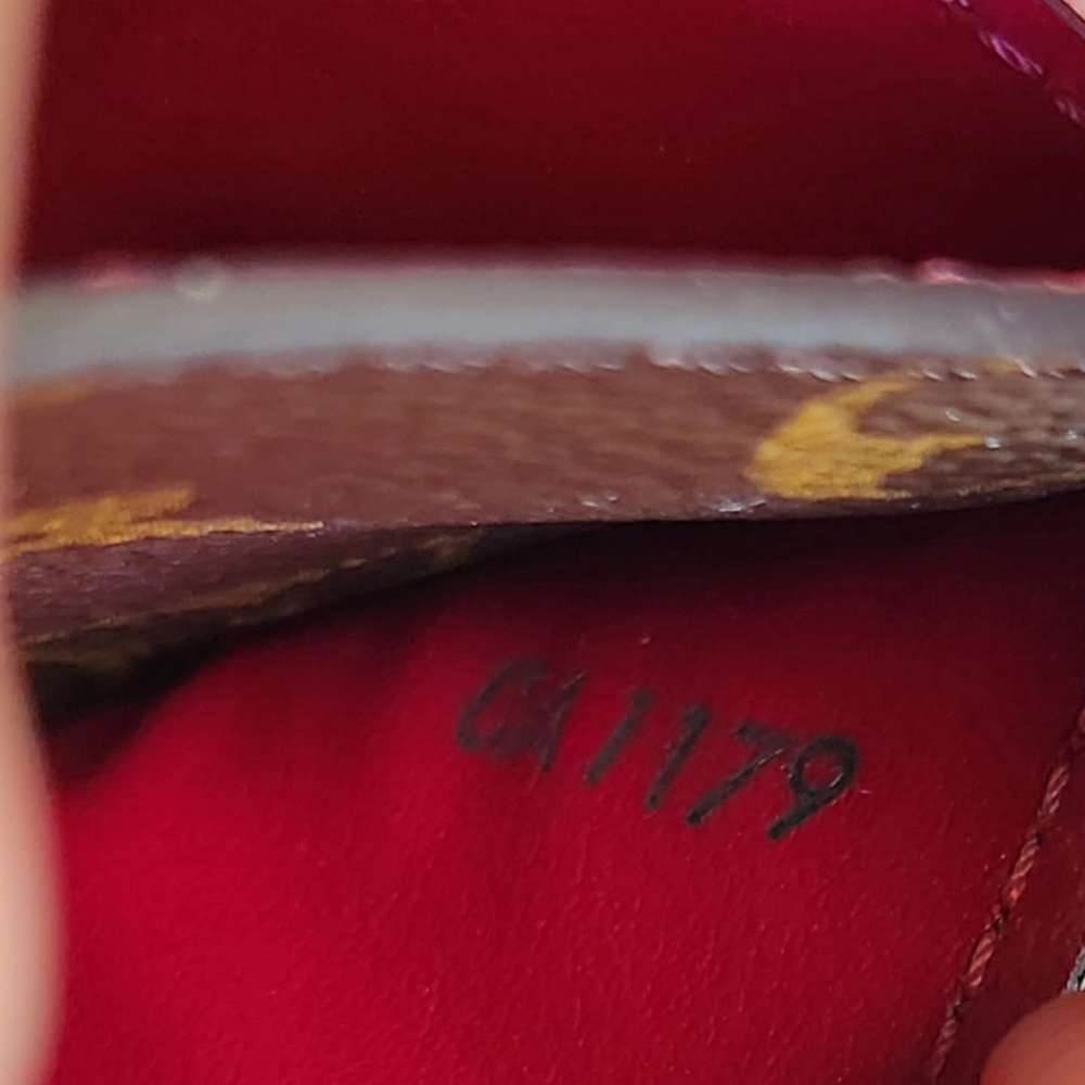 Louis Vuitton Sarah