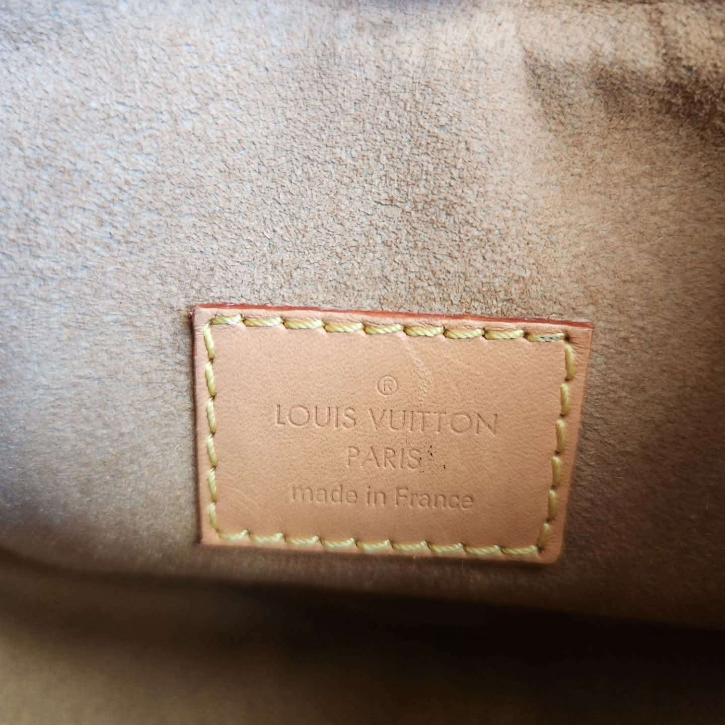 Louis Vuitton Loop