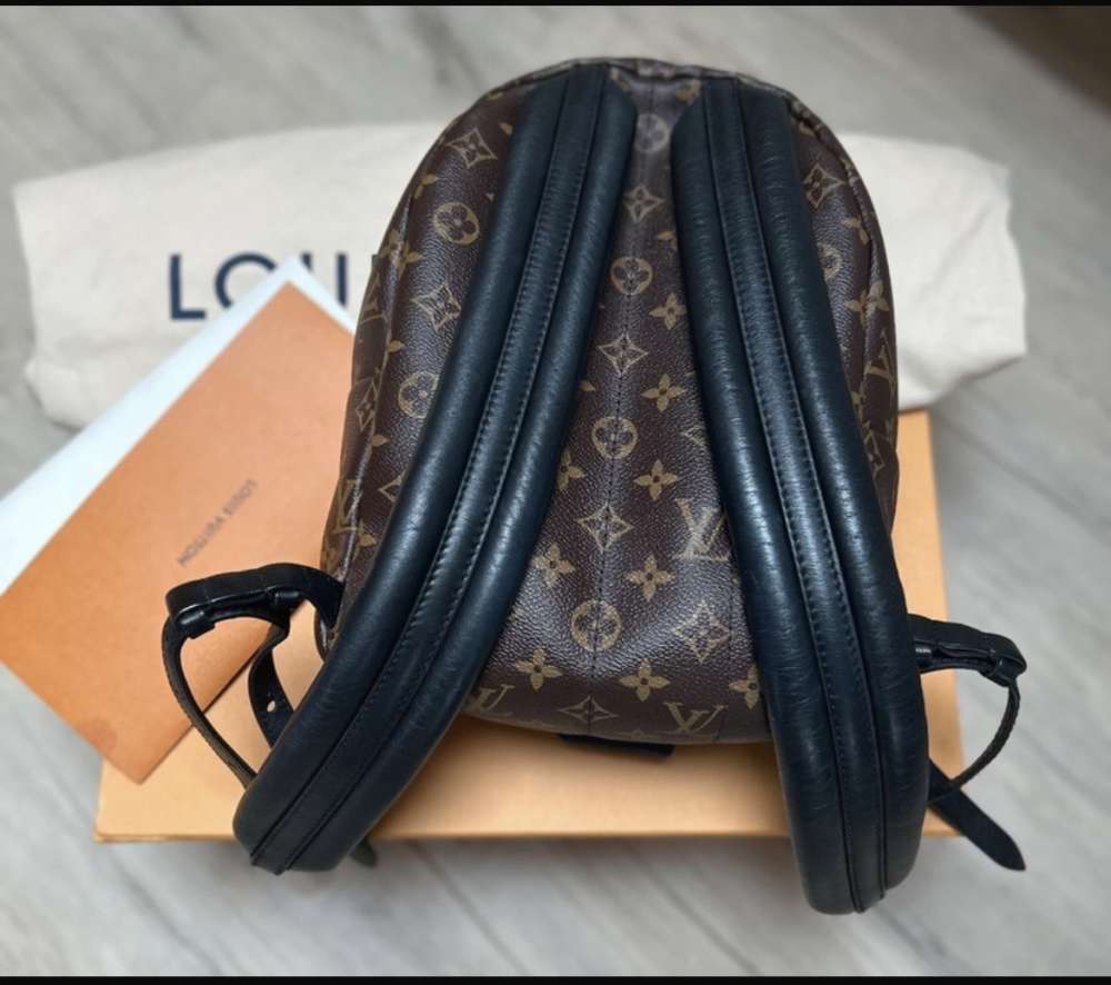 Louis Vuitton PM batoh