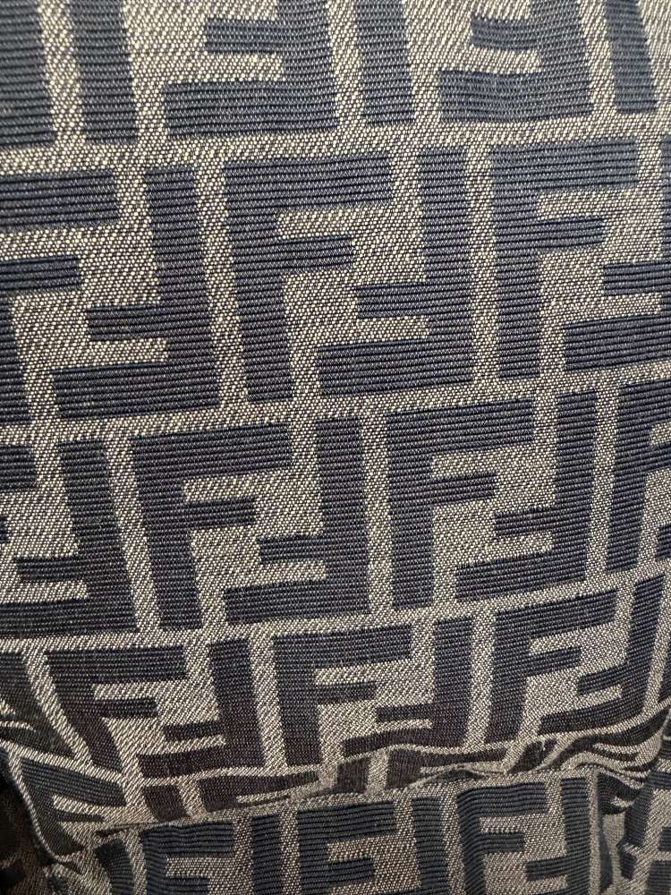 Fendi bunda