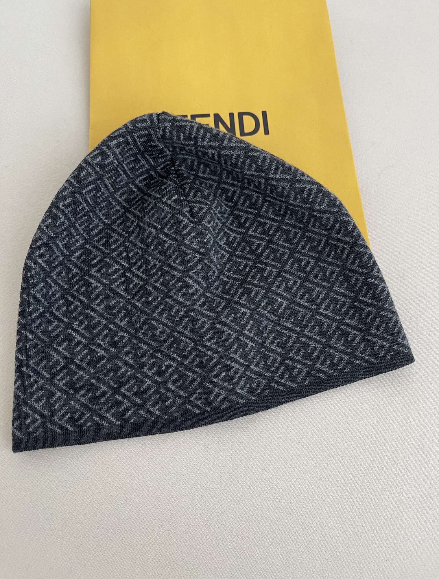 FENDI PÁNSKA ČIAPKA