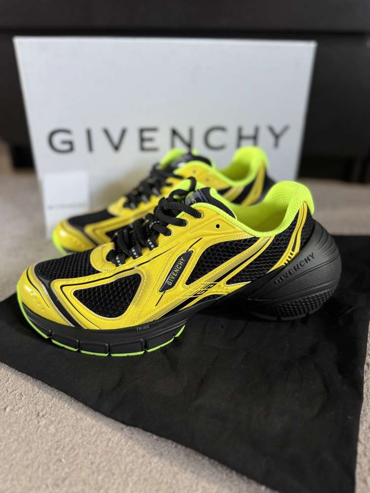 Givenchy TK-MX