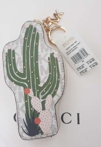 https://www.vipluxury.sk/Nová peňaženka Michael Kors limitka cactus