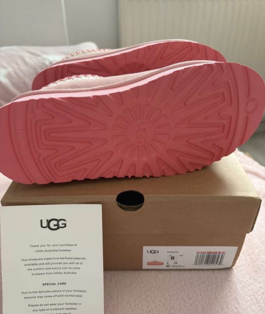 Ugg
