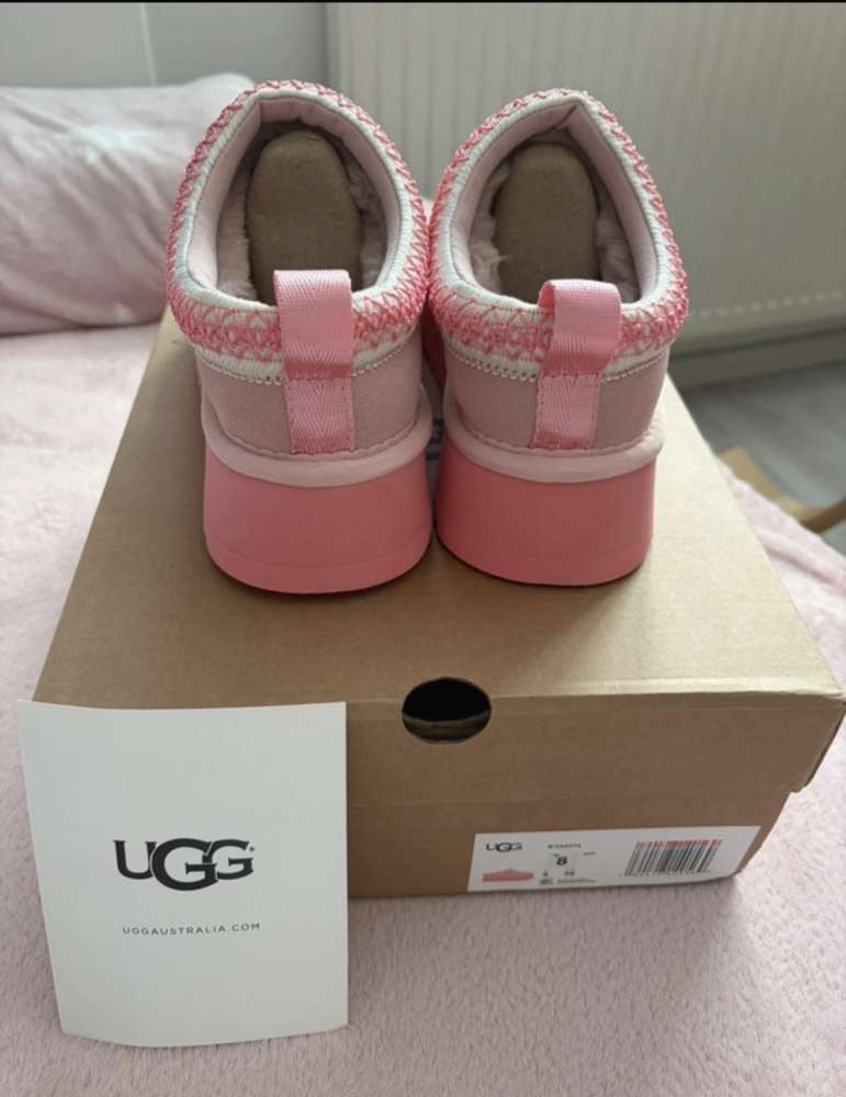 Ugg