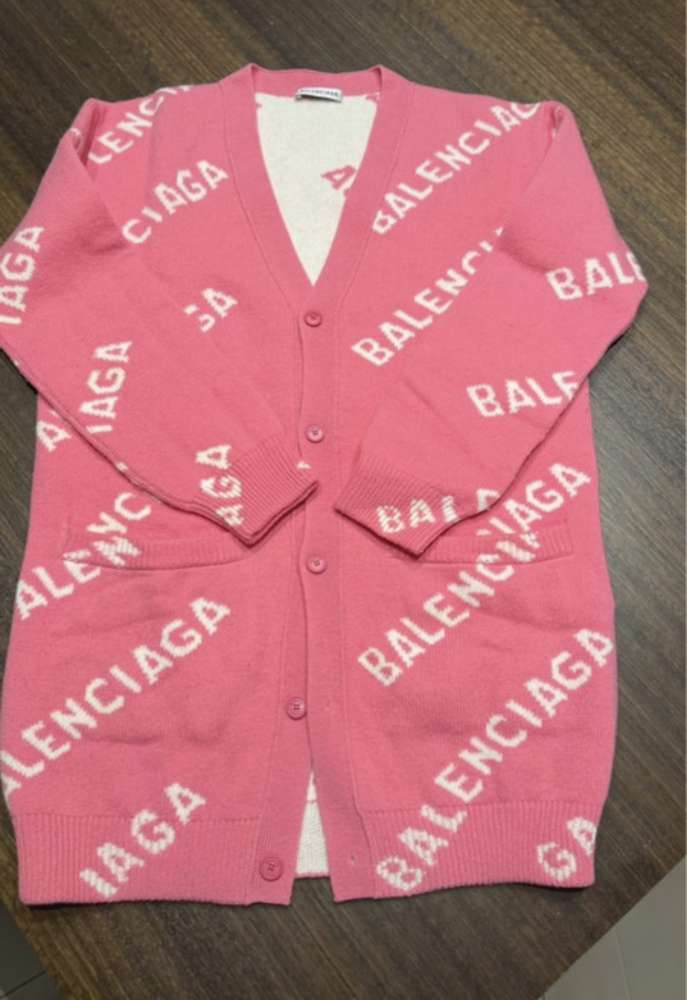 Balenciaga sveter