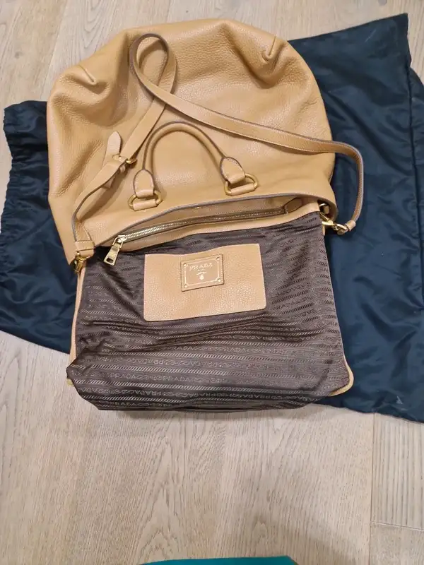 Prada Vitello Daino Shopping Bag