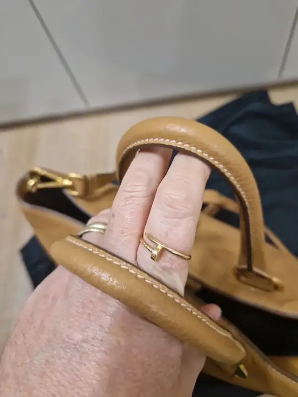 Prada Vitello Daino Shopping Bag