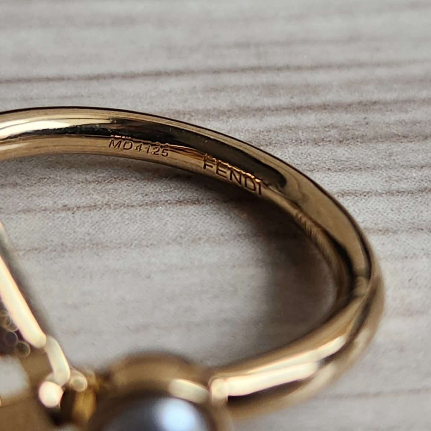 Fendi prsten