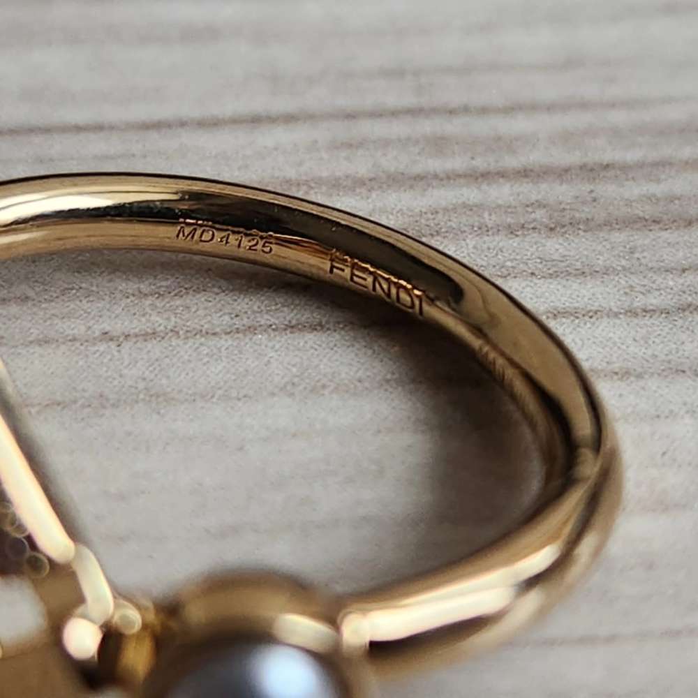 Fendi prsten