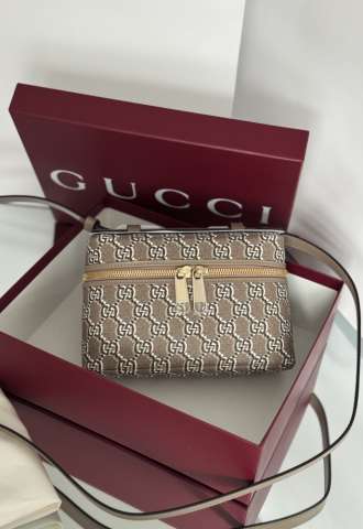 https://www.vipluxury.sk/Gucci vanity bag