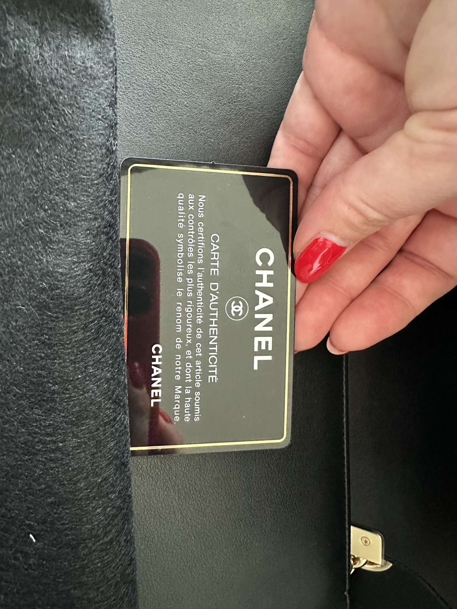 Chanel boy medium