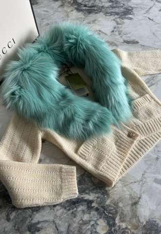 https://www.vipluxury.sk/Gucci damsky luxusný  svetrik