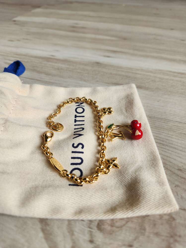 Louis Vuitton Naramek