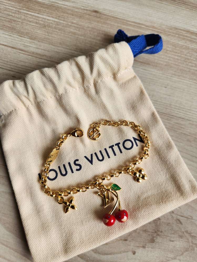 Louis Vuitton Naramek