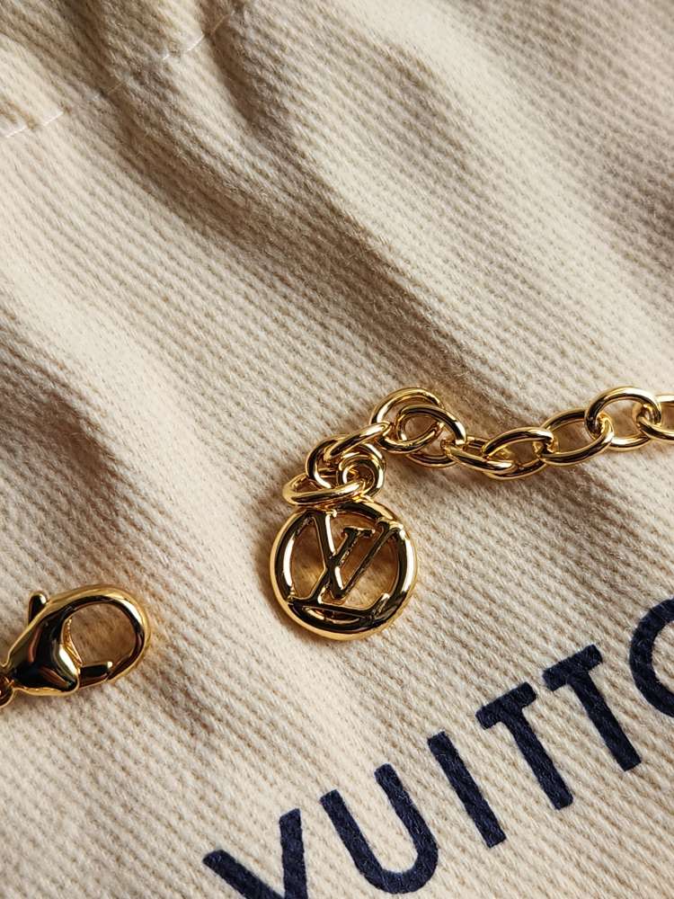 Louis Vuitton Naramek