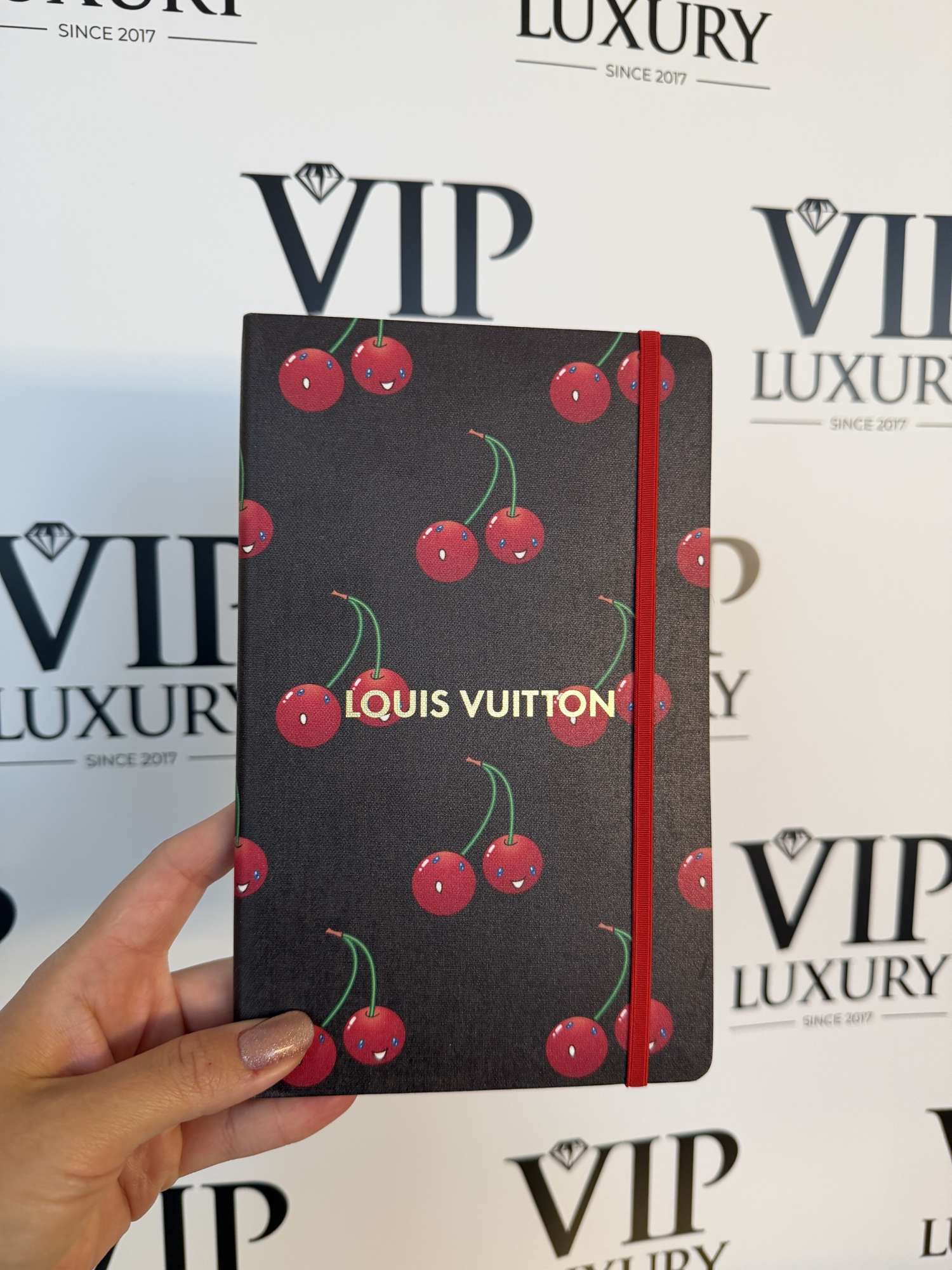 Louis Vuittonx Murakami zápisník