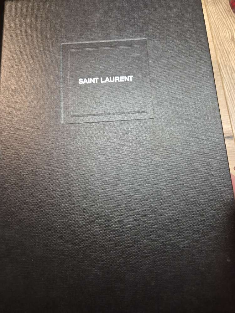 Nová YSL Cassandra Medium Suede Olive