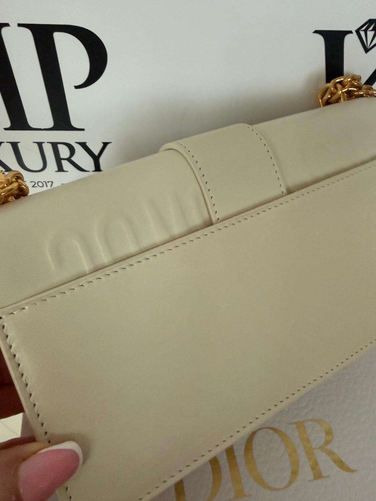 Dior Montaigne 31
