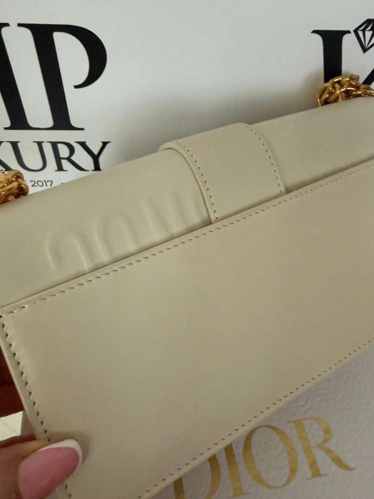 Dior Montaigne 31
