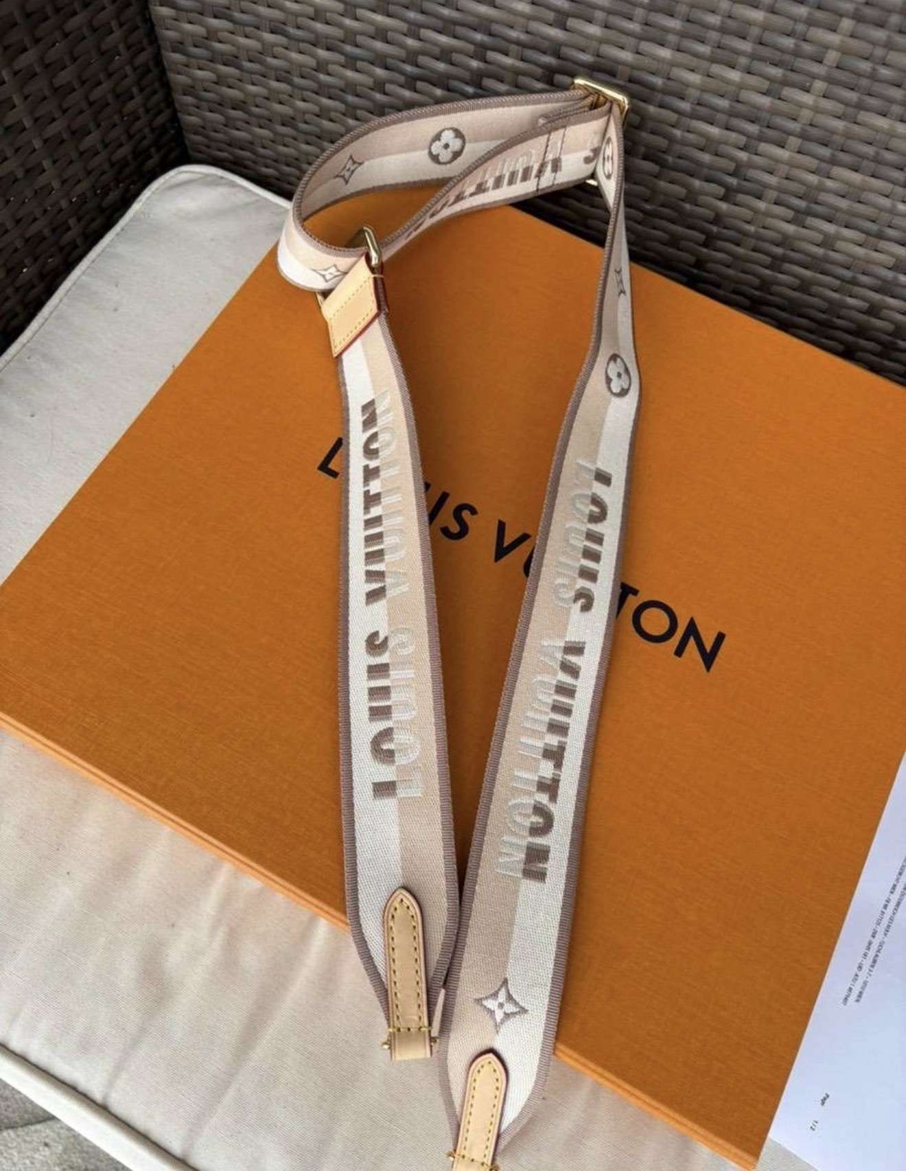 Dior strap