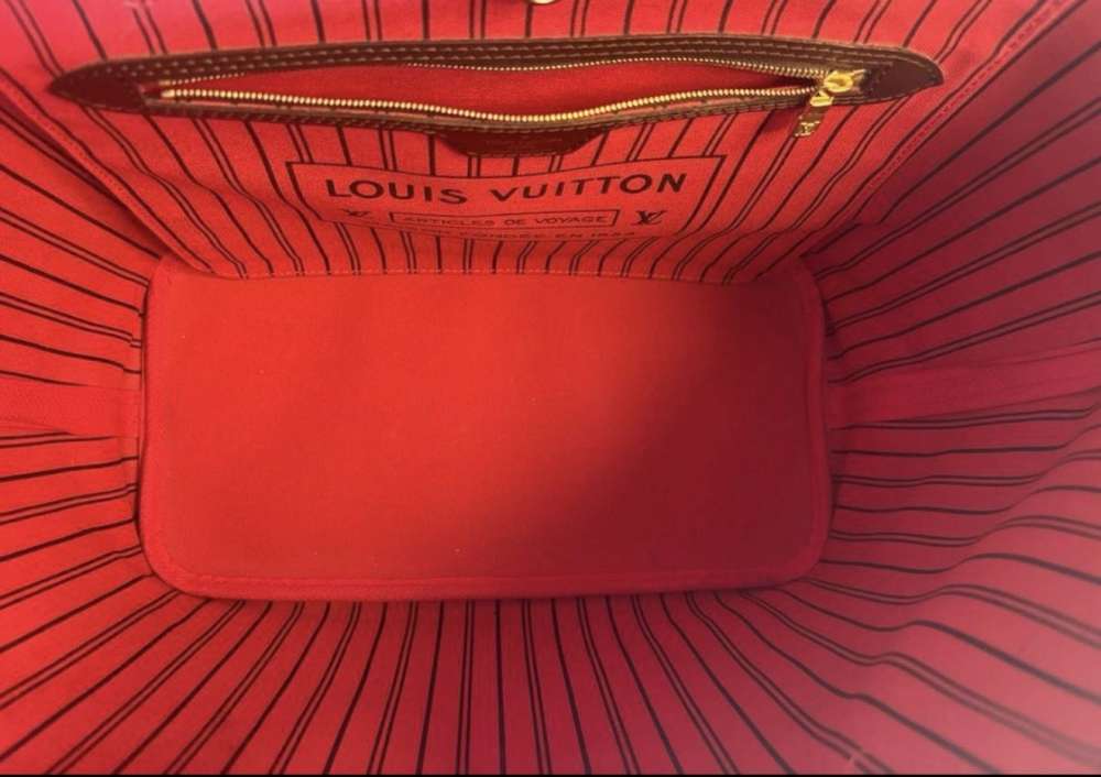 Louis Vuitton Neverfull MM