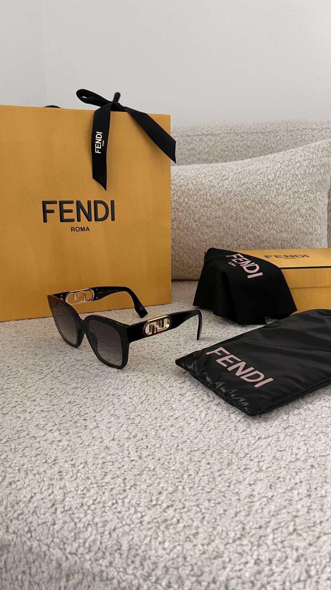 Fendi  SLNEČNÉ OKULIARE