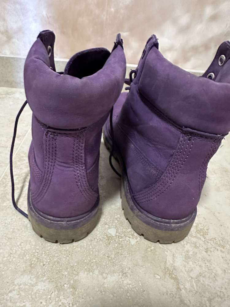 Fialove Timberland workery