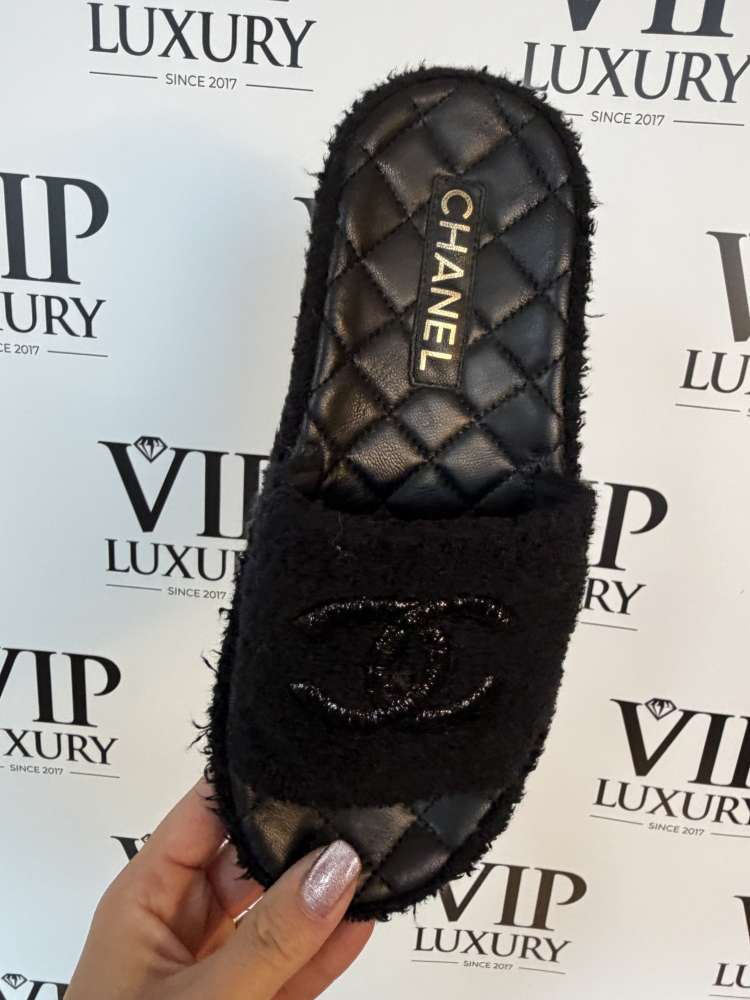 Chanel šlapky