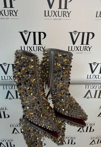 https://www.vipluxury.sk/Christian Louboutin čižmy