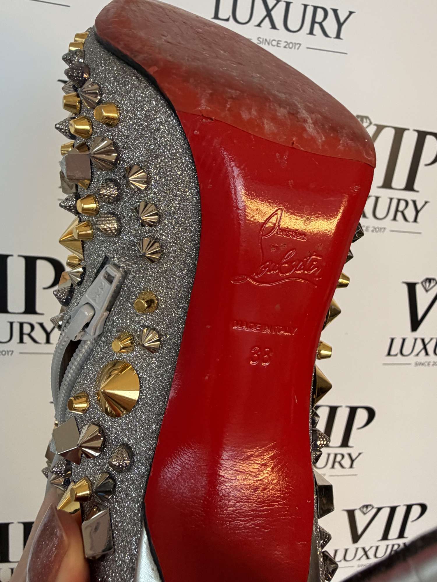 Christian Louboutin čižmy