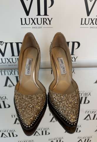 https://www.vipluxury.sk/Jimmy Choo lodičky
