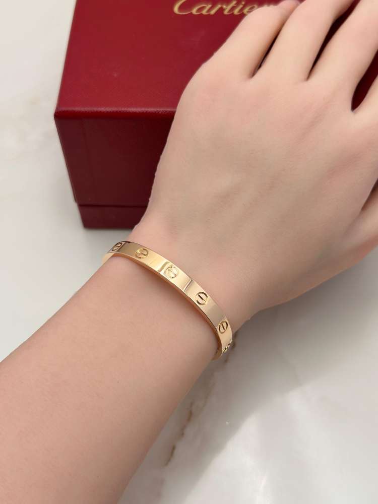 Cartier love naramok
